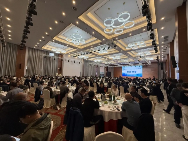 4ee80645a7d4a86c2a0b7e317e26de36