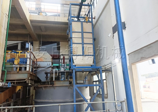 氧化鋅噸袋拆包機優(yōu)勢、云南噸袋自動破包機案例