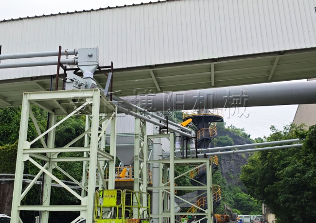 安丘博陽鑄石管管鏈輸送機、不銹鋼渣粉管鏈輸送設備