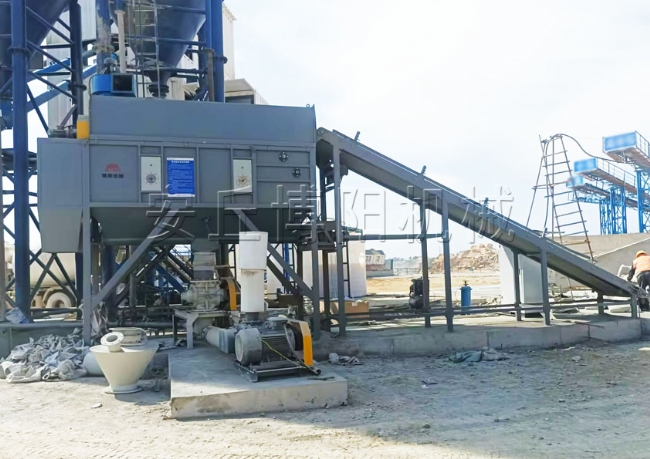 水泥自動拆包機現場  山東自動破袋機優勢 