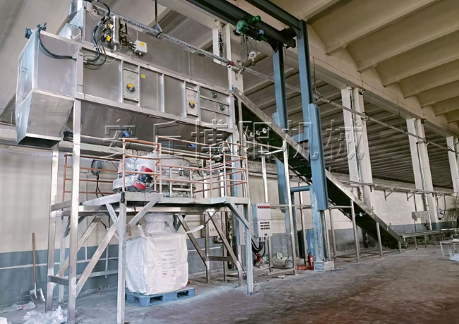 小蘇打自動拆包機現(xiàn)場  自動拆包系統(tǒng)設備