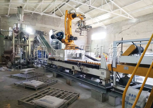 全自動拆包機(jī)設(shè)備特點(diǎn)    聚丙烯機(jī)器人全自動拆包機(jī)